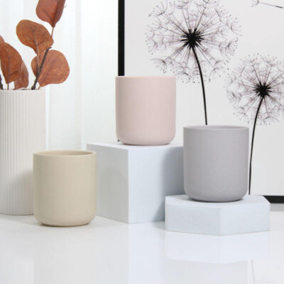 premium look suitable for high-end candles.
