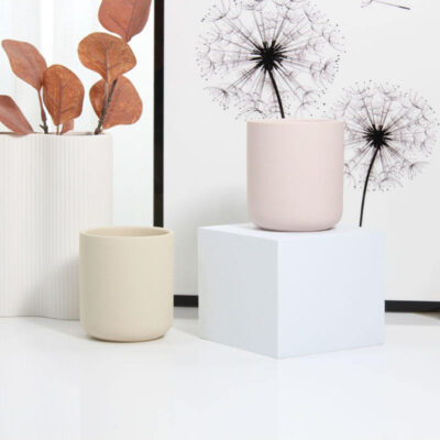 premium look suitable for high-end candles.